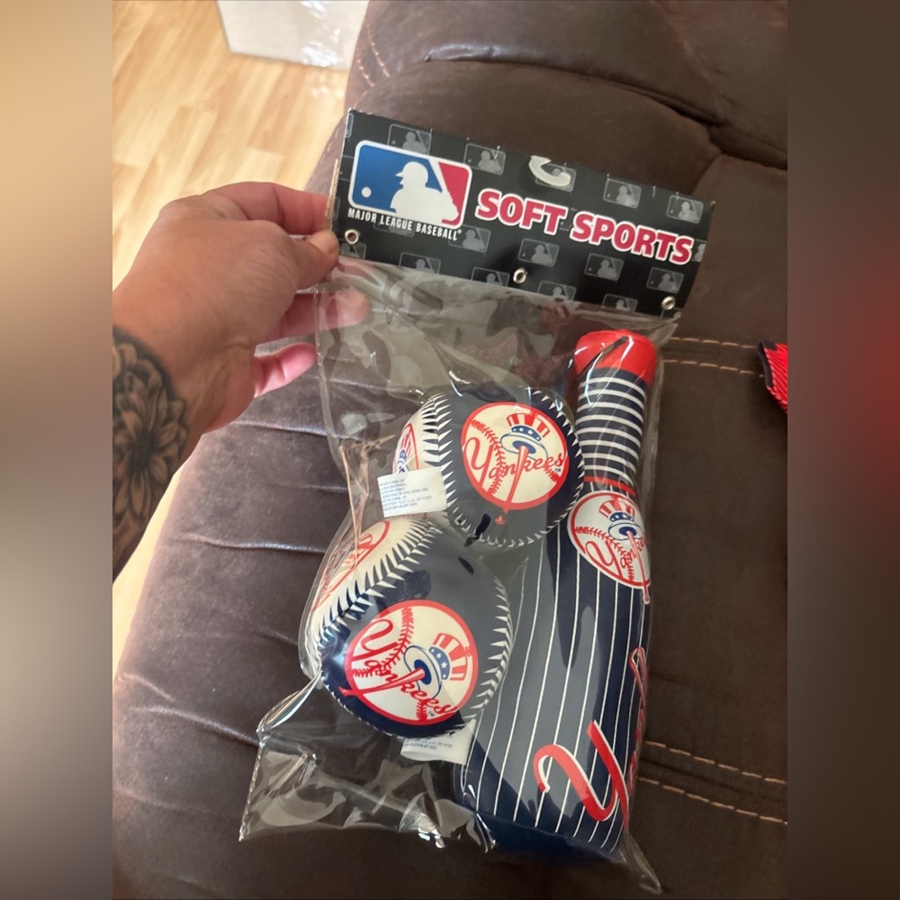 Soft Sports Baseball Set with Bat and‎ Balls-5/$25